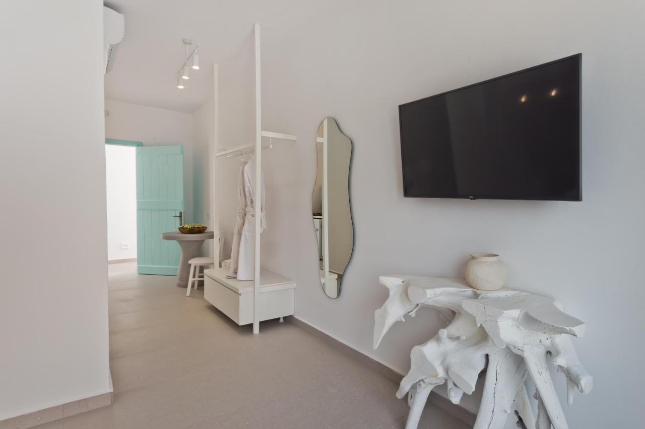 Enilion Luxury Suites Kyra Panagia Eksteriør billede