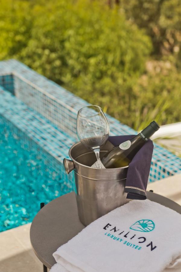 Enilion Luxury Suites Kyra Panagia Eksteriør billede