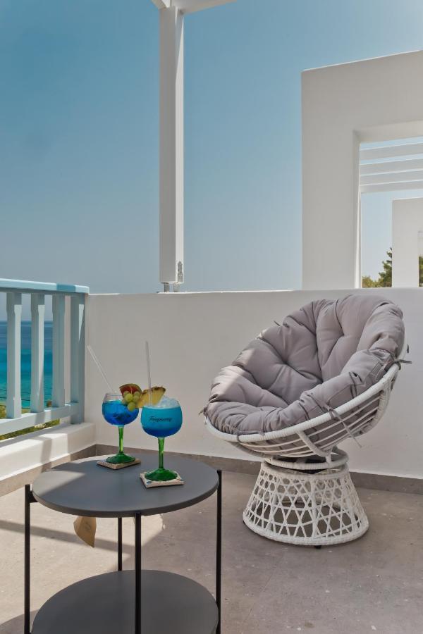 Enilion Luxury Suites Kyra Panagia Eksteriør billede