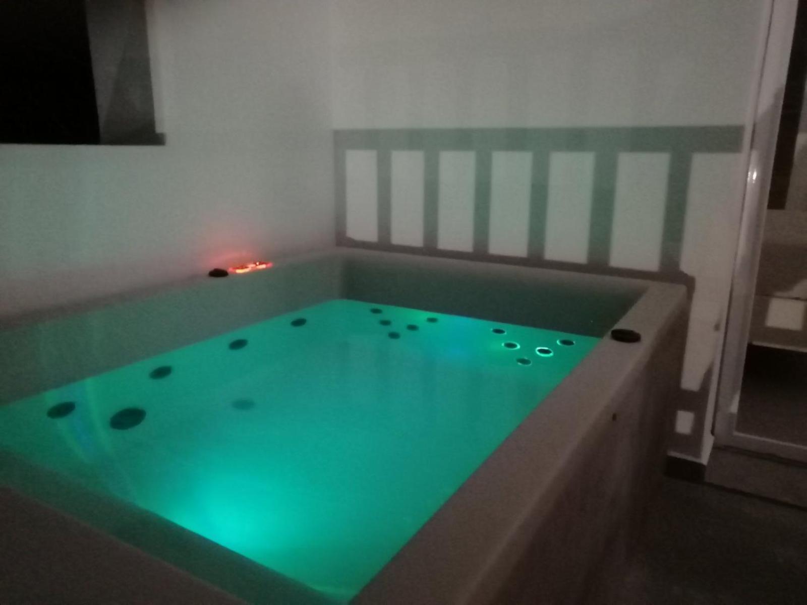 Enilion Luxury Suites Kyra Panagia Eksteriør billede