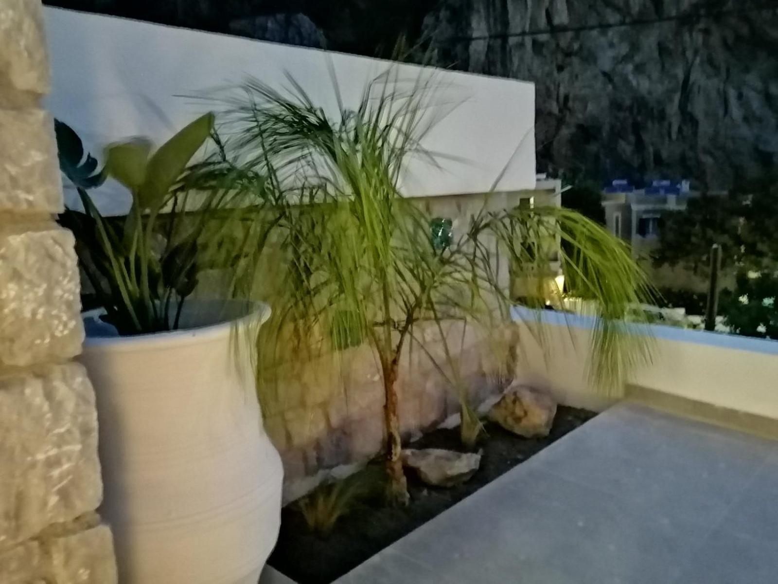 Enilion Luxury Suites Kyra Panagia Eksteriør billede