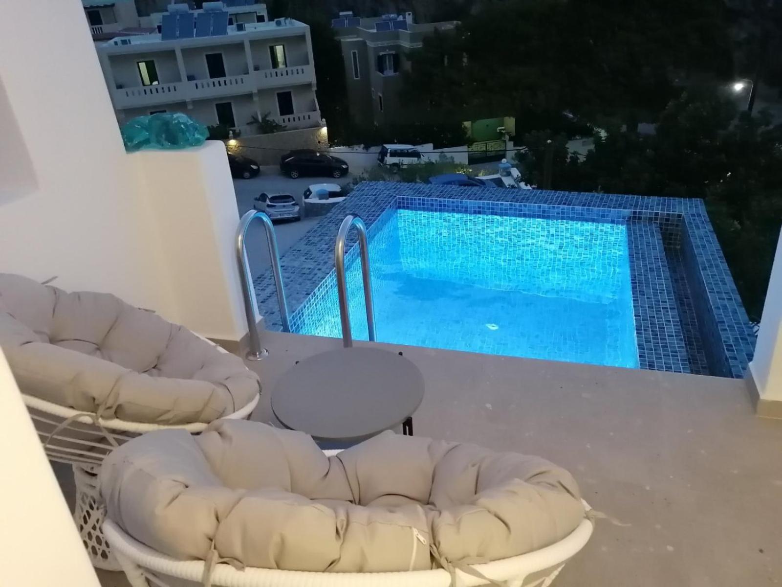 Enilion Luxury Suites Kyra Panagia Eksteriør billede