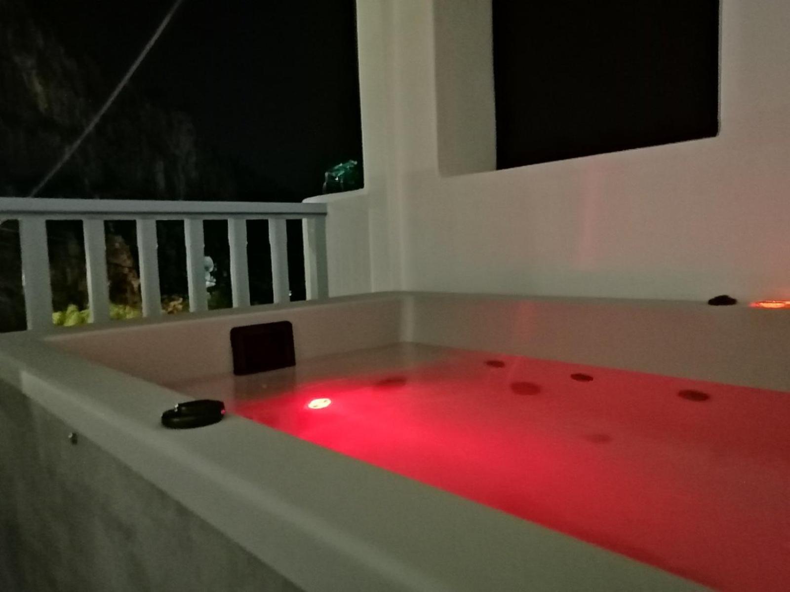 Enilion Luxury Suites Kyra Panagia Eksteriør billede