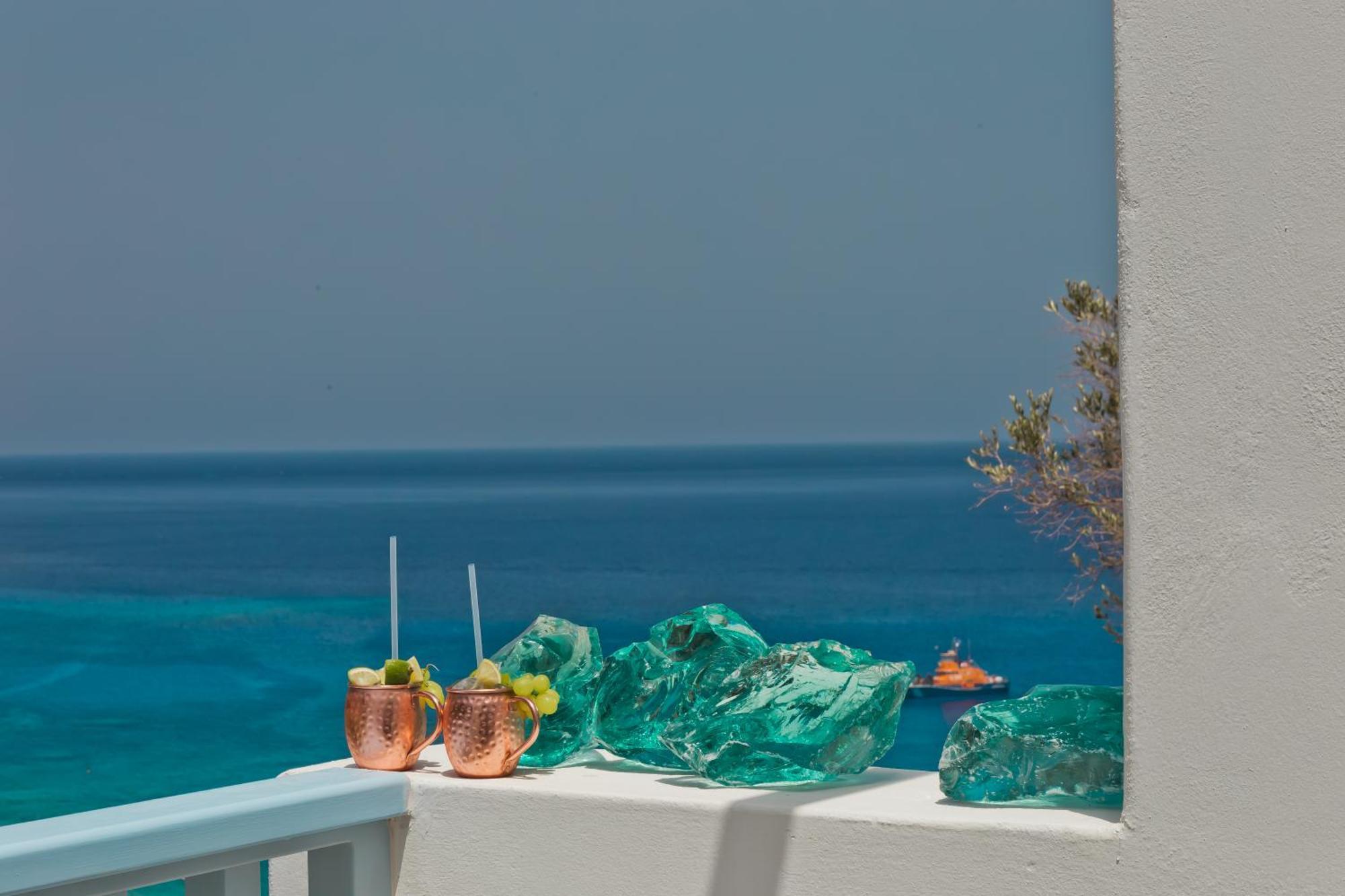 Enilion Luxury Suites Kyra Panagia Eksteriør billede