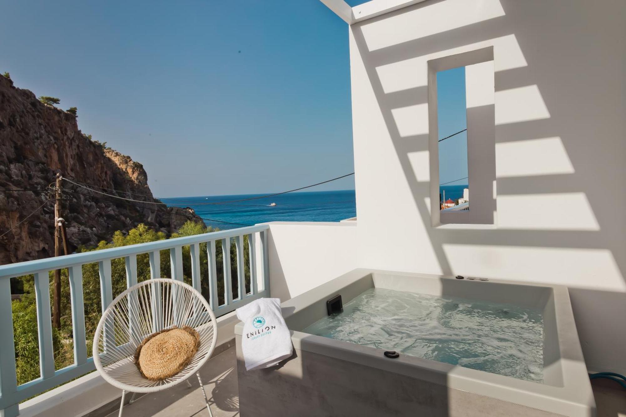 Enilion Luxury Suites Kyra Panagia Eksteriør billede