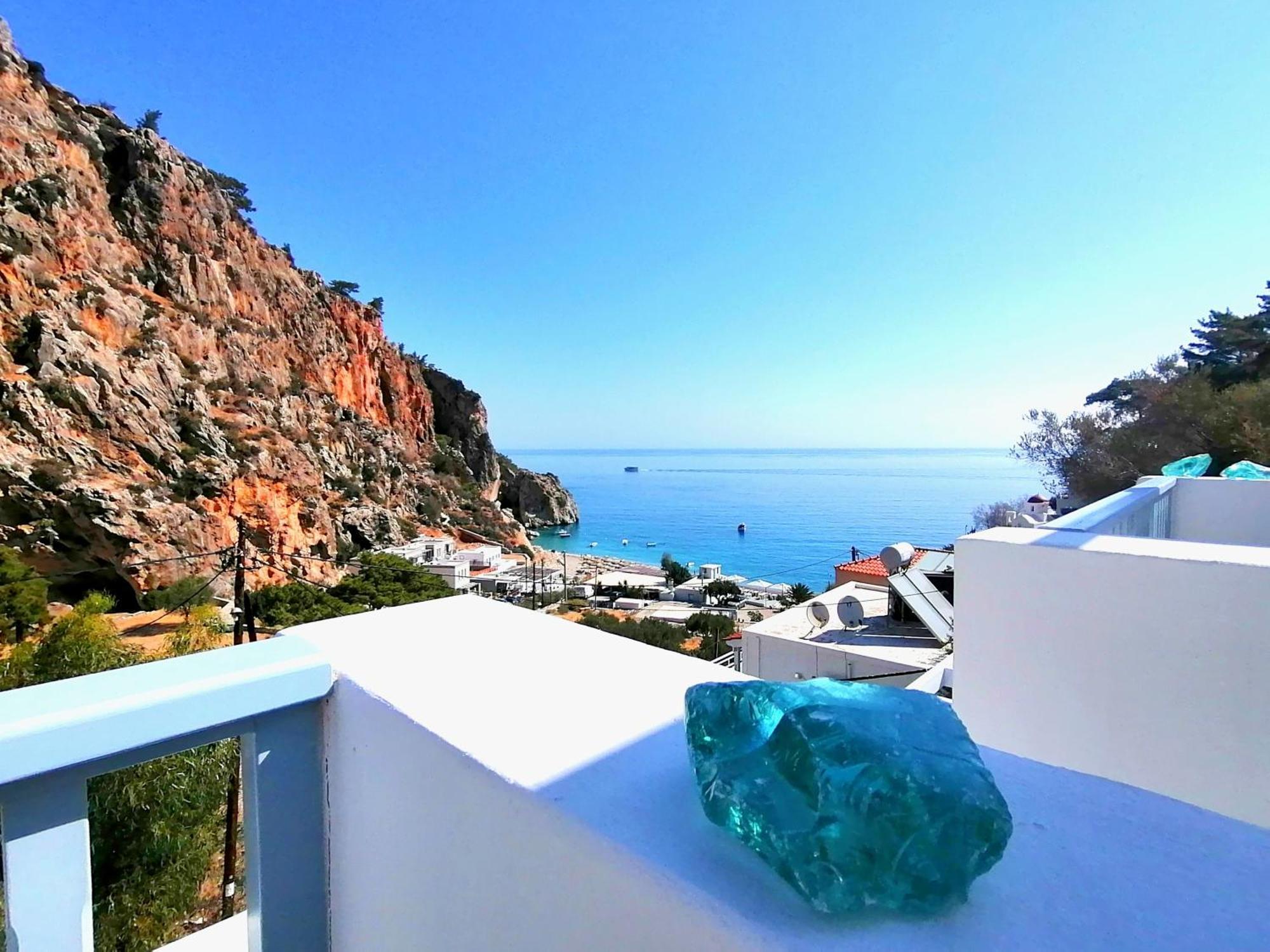 Enilion Luxury Suites Kyra Panagia Eksteriør billede