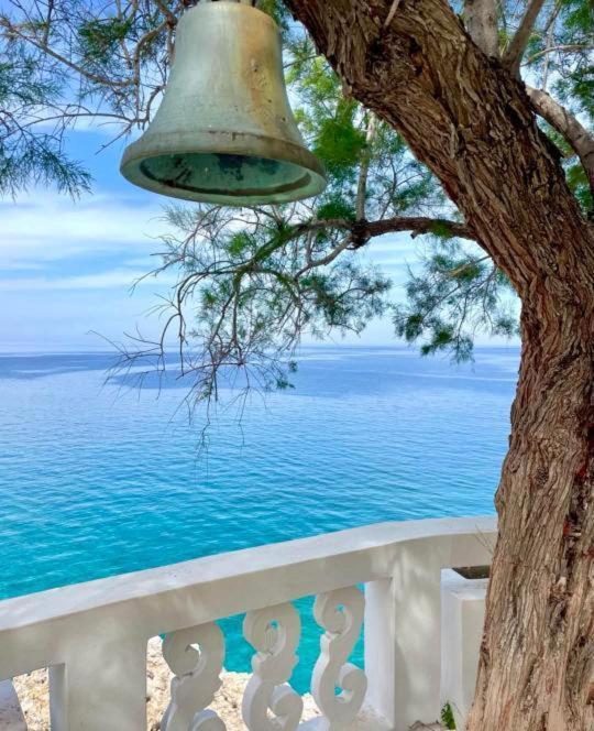 Enilion Luxury Suites Kyra Panagia Eksteriør billede